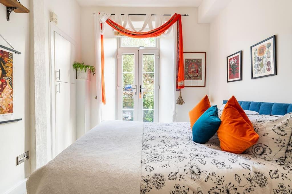 Holyrood Park: Lush & Arty 2 Double Bed Flat Apartment Edinburgh Luaran gambar