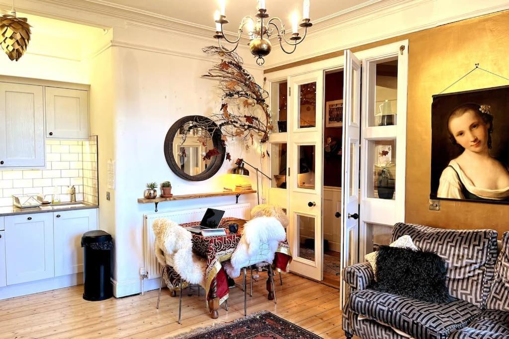Holyrood Park: Lush & Arty 2 Double Bed Flat Apartment Edinburgh Luaran gambar