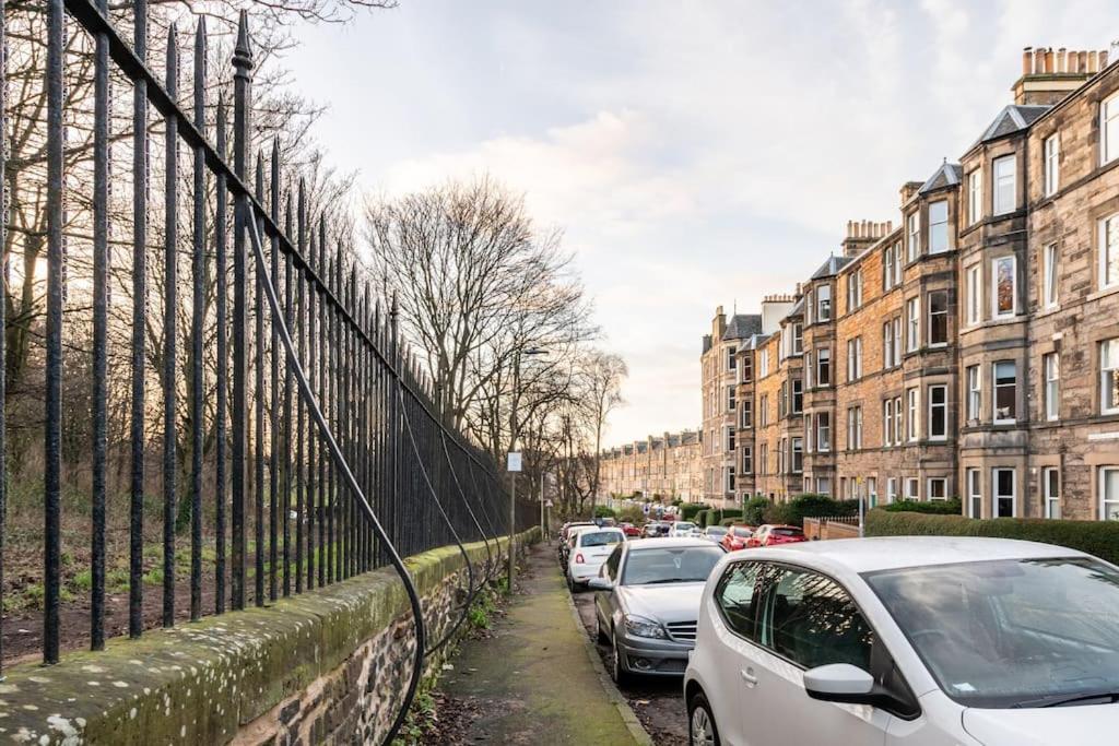 Holyrood Park: Lush & Arty 2 Double Bed Flat Apartment Edinburgh Luaran gambar