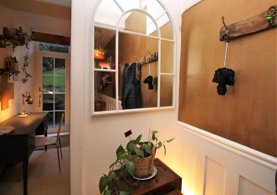 Holyrood Park: Lush & Arty 2 Double Bed Flat Apartment Edinburgh Luaran gambar