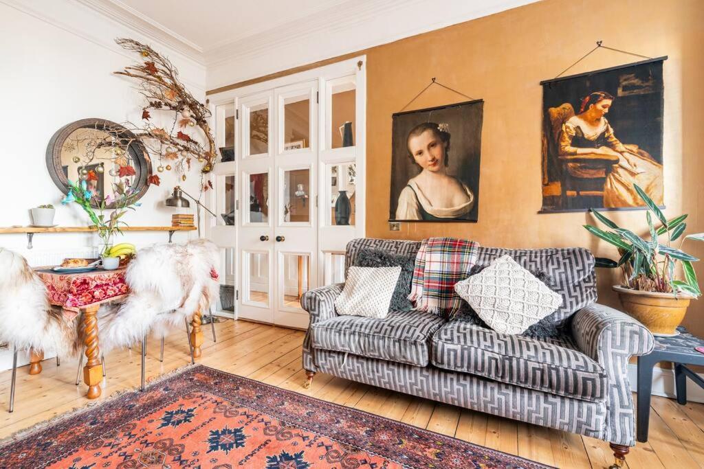Holyrood Park: Lush & Arty 2 Double Bed Flat Apartment Edinburgh Luaran gambar