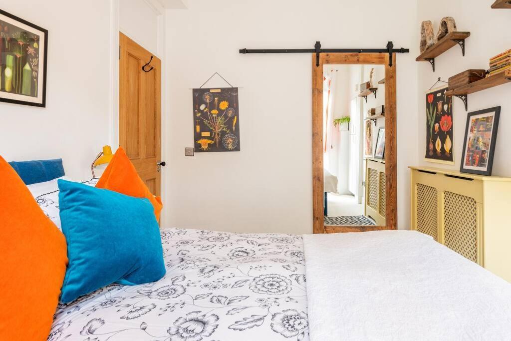 Holyrood Park: Lush & Arty 2 Double Bed Flat Apartment Edinburgh Luaran gambar