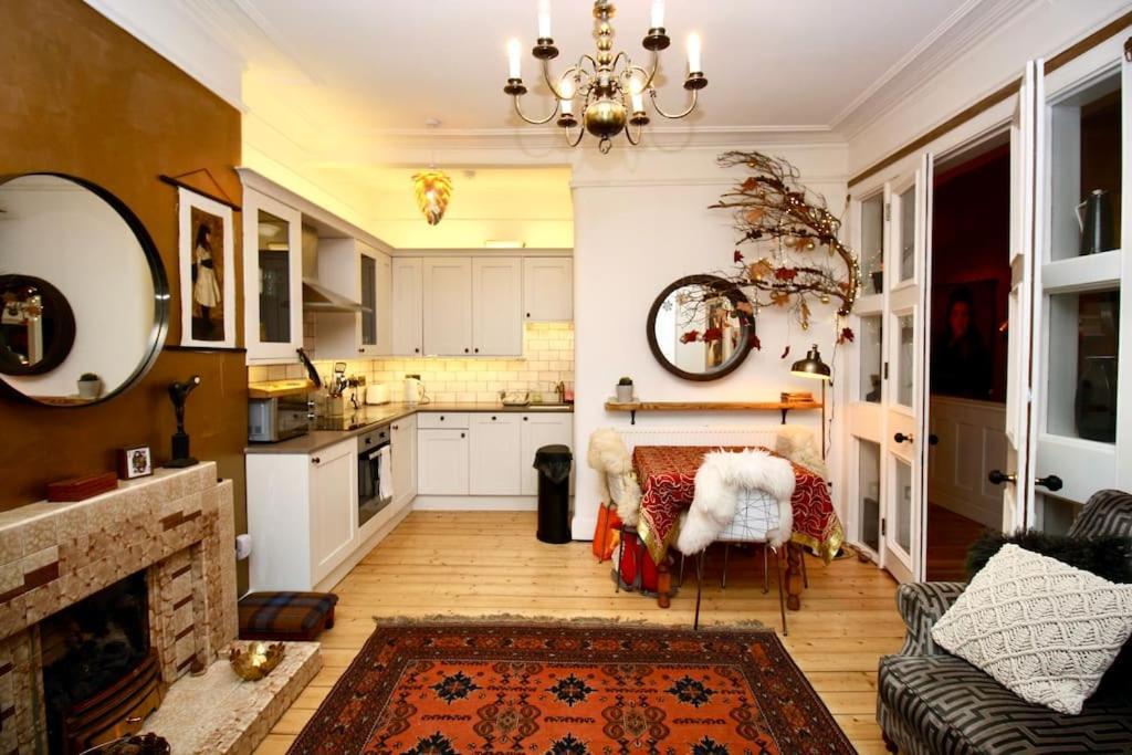 Holyrood Park: Lush & Arty 2 Double Bed Flat Apartment Edinburgh Luaran gambar